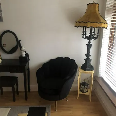 Beechtree House فندق مبيت وإفطار ليكسْليب